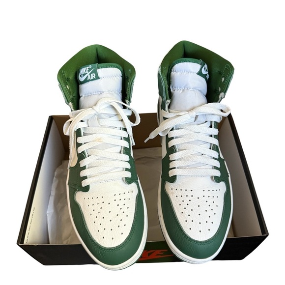 Jordan 1 Retro High OG (Gorge Green) - Picture 2 of 5
